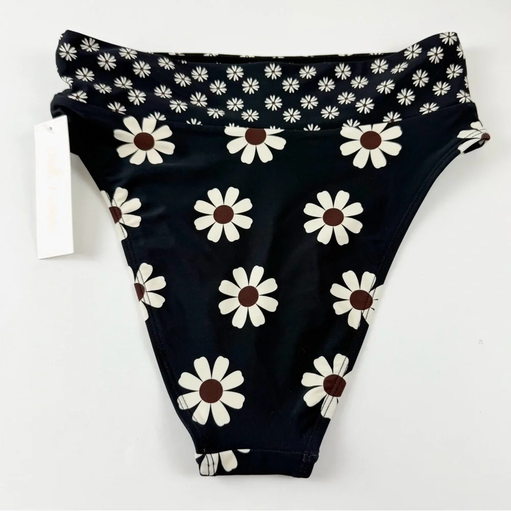 Salt + Cove Bikini Bottom Juniors Size Small Black Daisy Floral Swim NWT